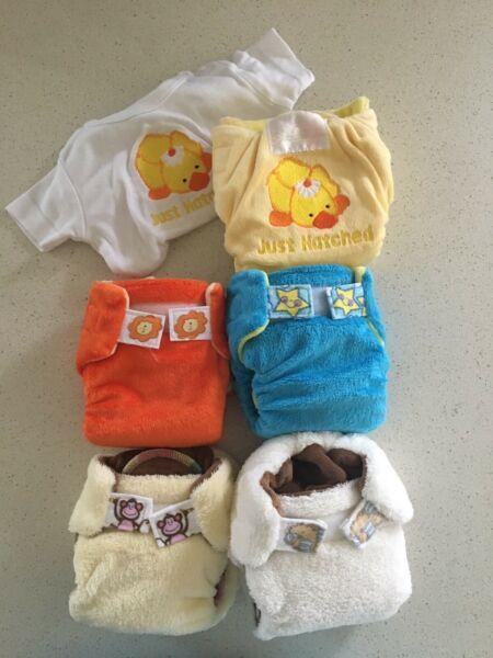 5 new cloth nappies (MCNs) plus t-shirt