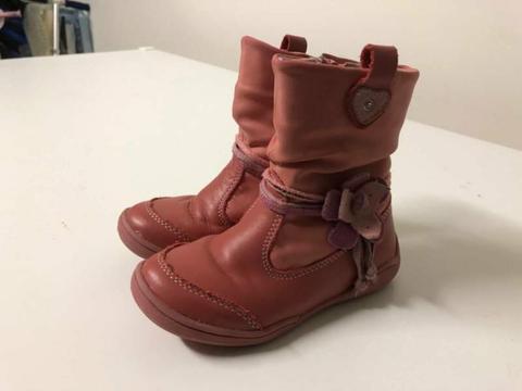 Beeko Leather Toddler Boots Size 8.5