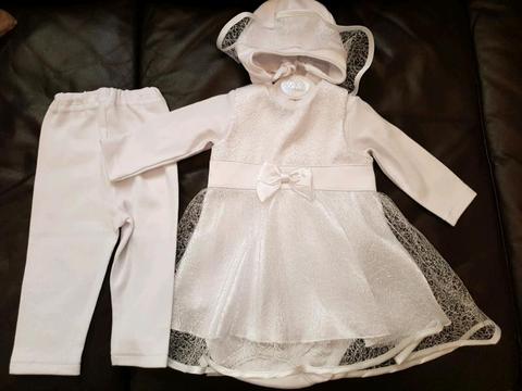 Baby girl dress new. Size 3-6 m