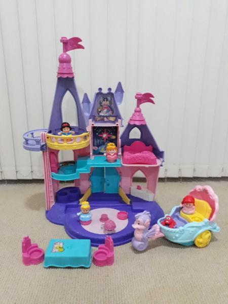 Fisher Price Little People Disney Princess Songs Palace