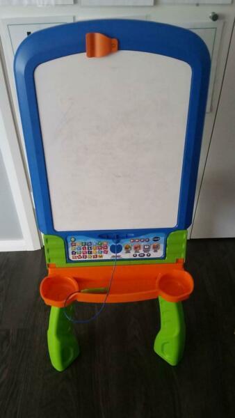 Vtech Interactive Drawing Easel