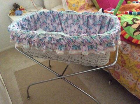 Bassinet retro white cane basket with stand