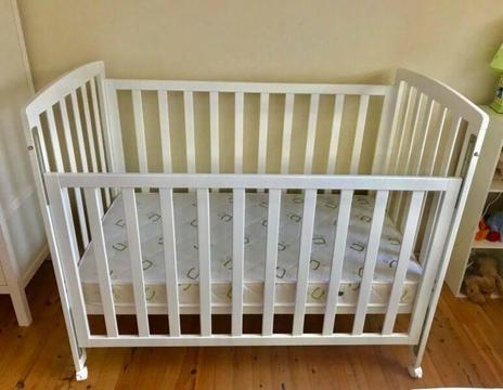 baby cot for sale from target - wood