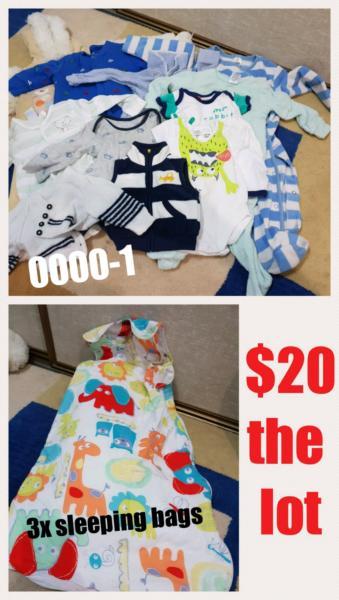 Newborn clothes & 3x sleeping bags