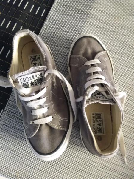 Child's converse size 13 shoes