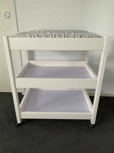 Wanted: Baby change table and mat