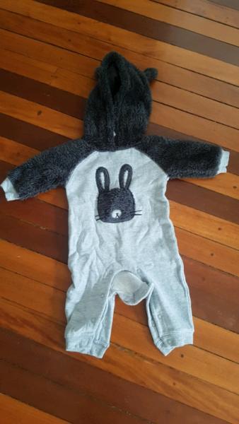 2 zero baby bunny suit
