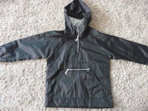 Light Rain Jacket/Winder Parker Suit Size 4/6 years Black