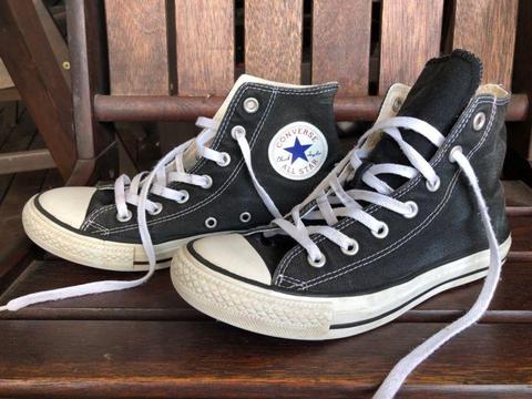 Converse All Star black high top shoes size 6