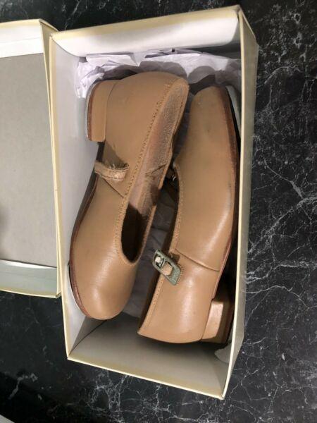 Girls 3x ballet tan shoes and 1 pair tap shoes $50 for all