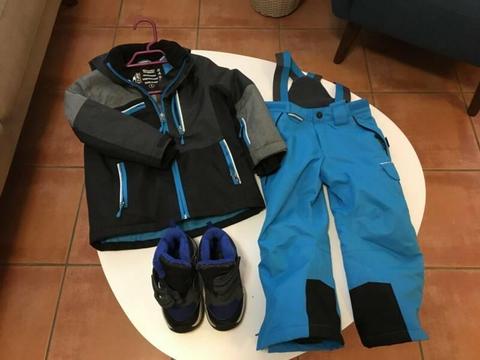 Snow suit and boots - suit 3-4 year old
