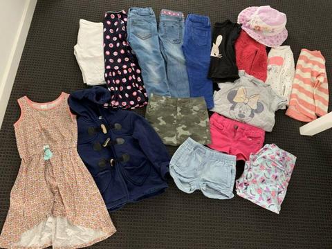 Size 2 and 3 girls clothing (mostly 3)