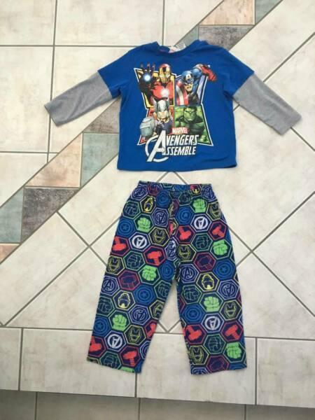 Boys Size 3 Long Winter Pyjamas Avengers Assemble Hulk Iron Mann