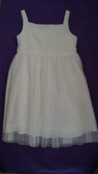 Flowergirl / Party Dress Size 6