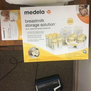 Medela storage solution and microwave bags - BRAND NEW