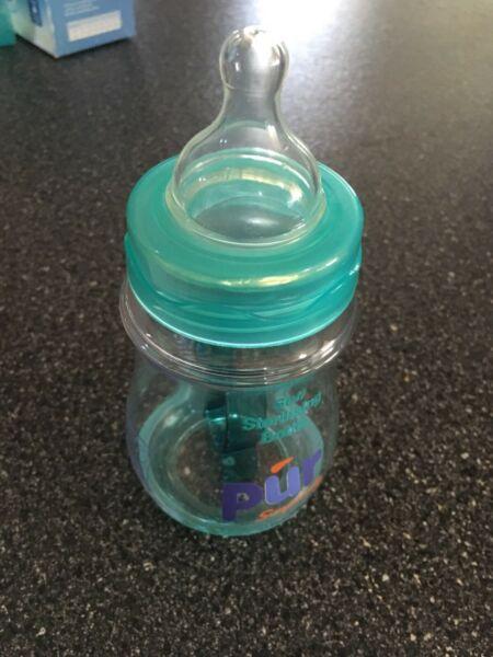 Microwave self sterilising baby bottle