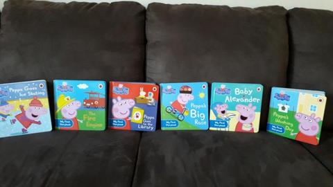 Peppa Pig book set in excellent condition