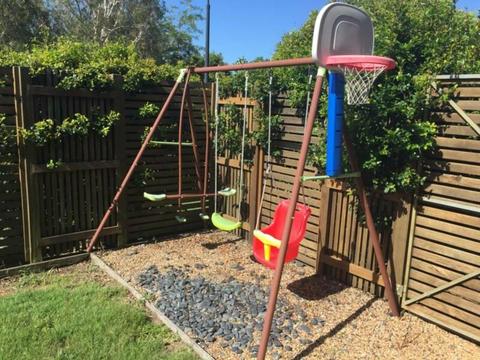 Kids Swing Set with Toddler Seat in Excellent Condition