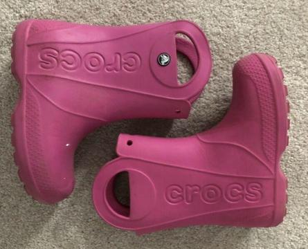 Crocs gum boots