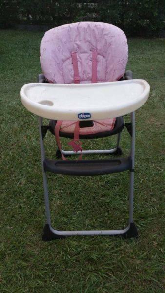chicco high chair in very good condition