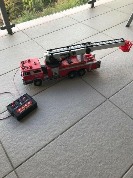 Remote control fire truck for toddlers/ children