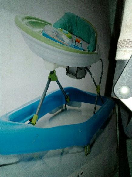 Baby ride on and walker
