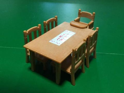 Sylvanian Families Family Table and Chairs - Excellent Condition