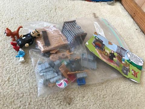 Smurf LEGO-style play set