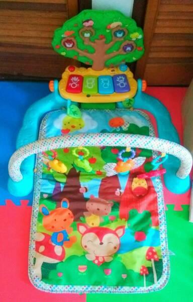 Vtech Baby Piano Gym Playmat