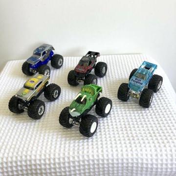 Hot Wheels Monster Jam Monster Trucks x 5 Lot 2