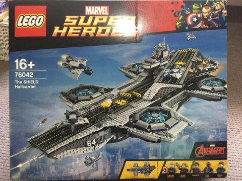 LEGO 76042 Marvel Super Heroes The SHIELD Helicarrier Brand New a