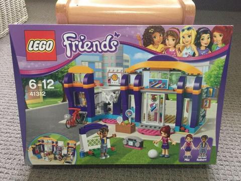 Lego Friends Heartlake Sports Centre Set (41312) NEW