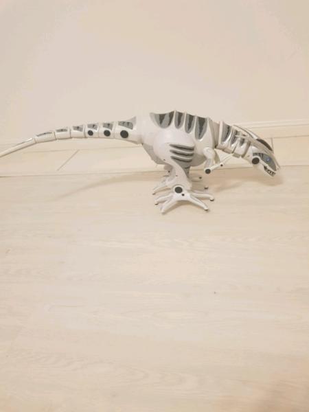 robotic dinosaur
