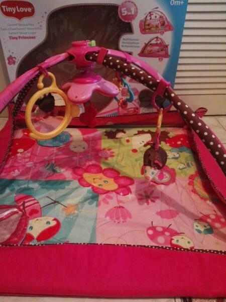 TINY LOVE BABY PLAY MAT, EXCELLENT CONDITION
