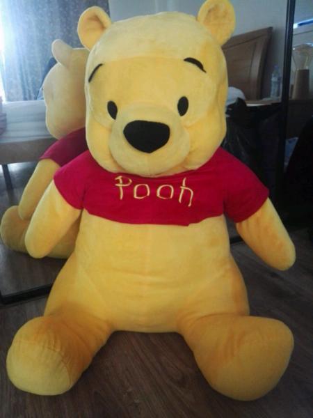 GIANT POOH BEAR TOY, BRAND NEW!