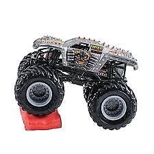 Hot Wheels Monster Jam Silver Max-D with Re-Crushable Car - NEW