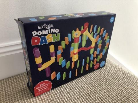 NEW - Smiggle Domino Dash game