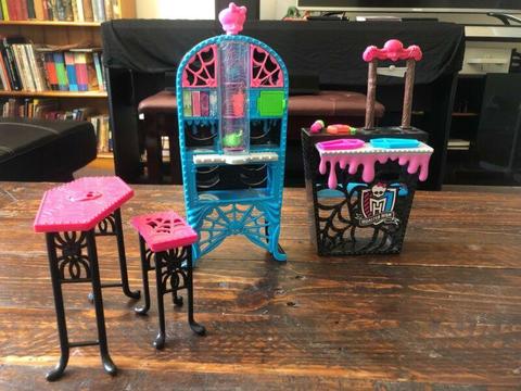 Monster High Cafeteria set