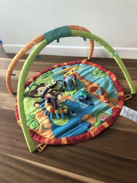 Baby play mat with toys