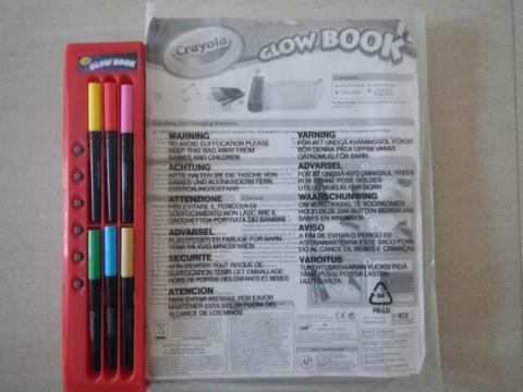 ATTENTION PARENTS! Crayola Glowbook - Grab a BARGAIN