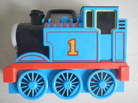Attention Parents! THOMAS Carry Case & LOTS of Trains