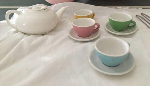 Teaset - teapot cups and saucers