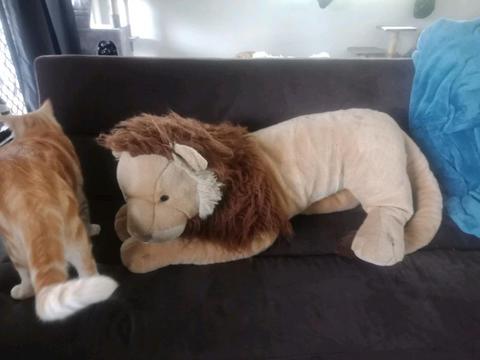 Big stuffed lion