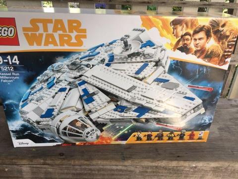 Star Wars LEGO 75212 Kessel Run Millennium Falcon