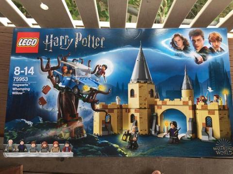 Harry Potter hogwarts whomping willow 75953 lego