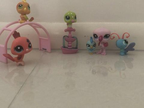 LPS Birds with Water fountain & Monkey Bars Dragonfly