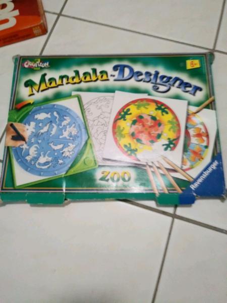 Mandala designer drawing toy kids