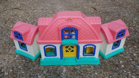 Doll House - Fisher Price Little People