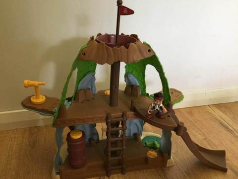 Jake and The Neverland Pirates - Magical Tiki Hideout - Treehouse