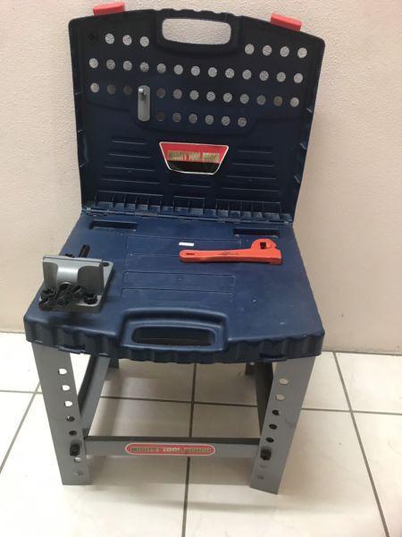 Plastic tool bench